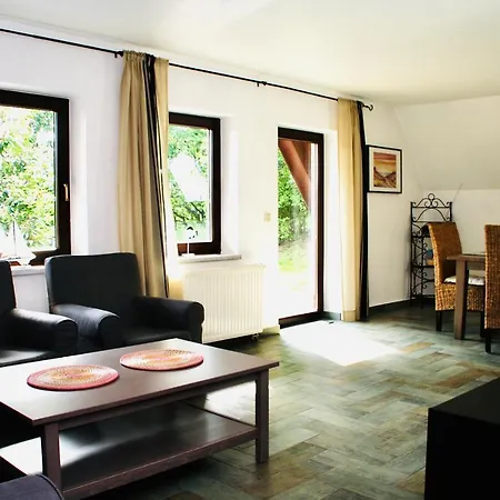 Appartamento Ferienhaus Beim Vogelpark Marlow